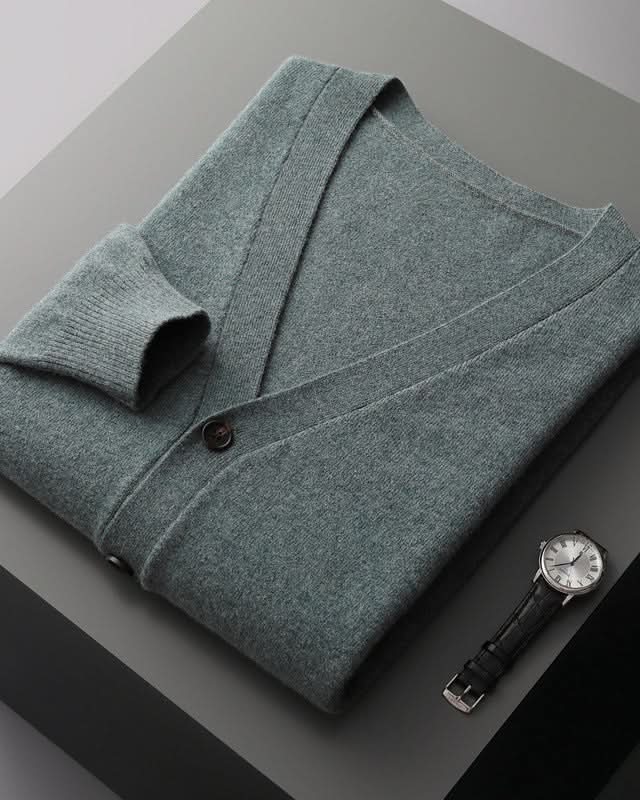 Ashford™ – Extrafine Wool V-Neck Cardigan